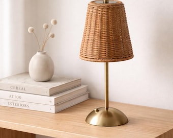 Lámpara de mesa de ratán tejido, luz nocturna inalámbrica para mesita de noche, decoración bohemia (recargable por USB)