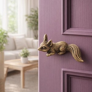 Poignée de porte Little Fox faite main en laiton massif | Poignée fantaisiste | Quincaillerie inspirée de la nature pour la maison