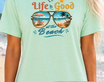 La vita è bella in spiaggia, maglietta estiva retrò, regalo per gli amanti della spiaggia, maglietta per le vacanze, maglietta grafica da donna, outfit estivo