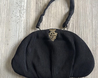 Borsa vittoriana CHARLET in tessuto nero con chiusura gioiello - Prodotta negli Stati Uniti