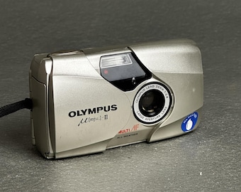 Olympus Stylus Epic DLX Deluxe Camera 35mm F/2.8 Film Camera W