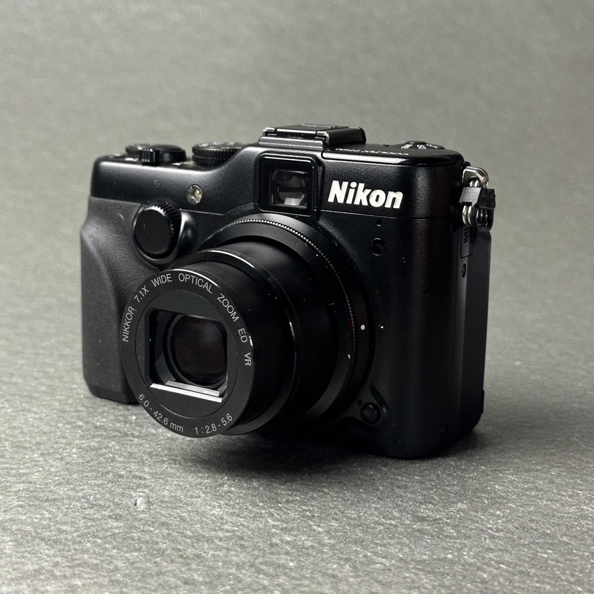 Nikon Coolpix P7100 - Etsy