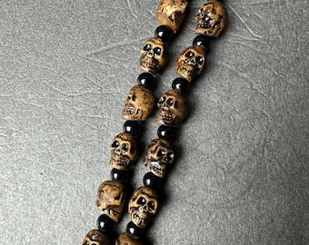 Collana rosario gotico con perline a forma di teschio, stile vintage, catena di perline a forma di teschio, aspetto fatto a mano