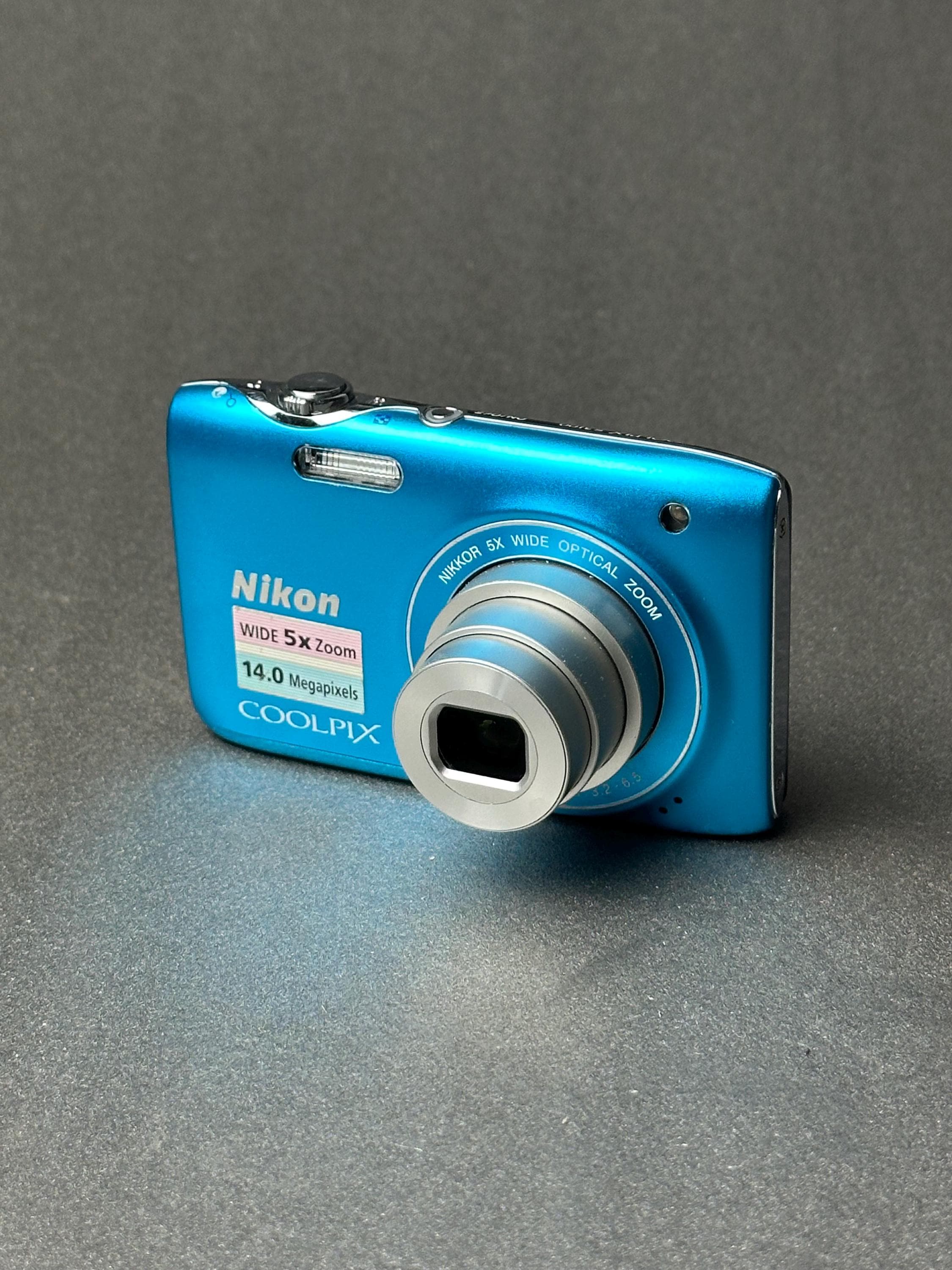 Nikon COOLPIX S3100　美品！！ Nikon Coolpix S3100 Blue Digital Camera 14MP | Y2K Digicam | Retro