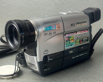Vintage Panasonic SDR-S7 Digital Camcorder, SD Card Included - Etsy