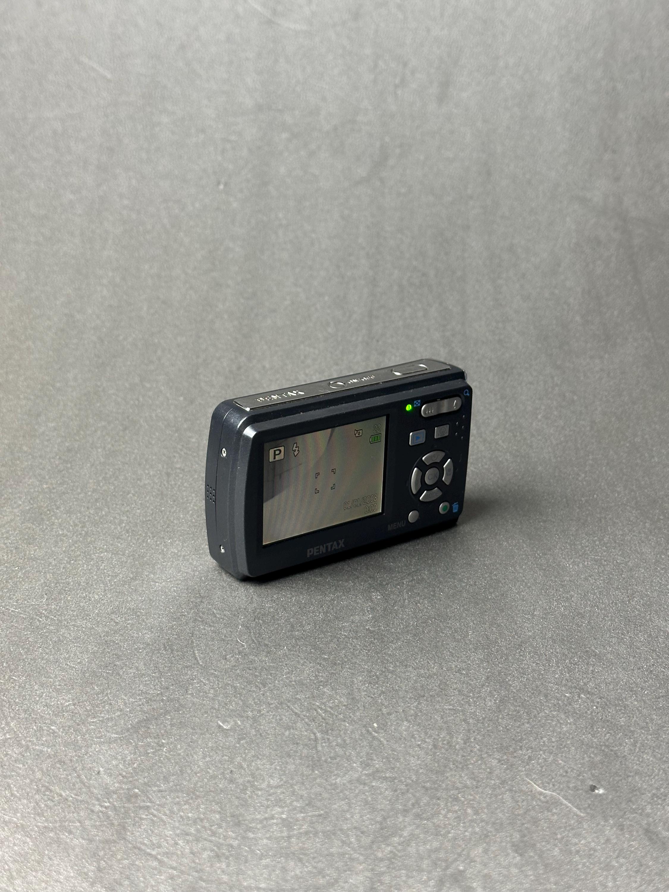 ペンタックス Optio E60 デジタルカメラ 10MP コンパクトポイント