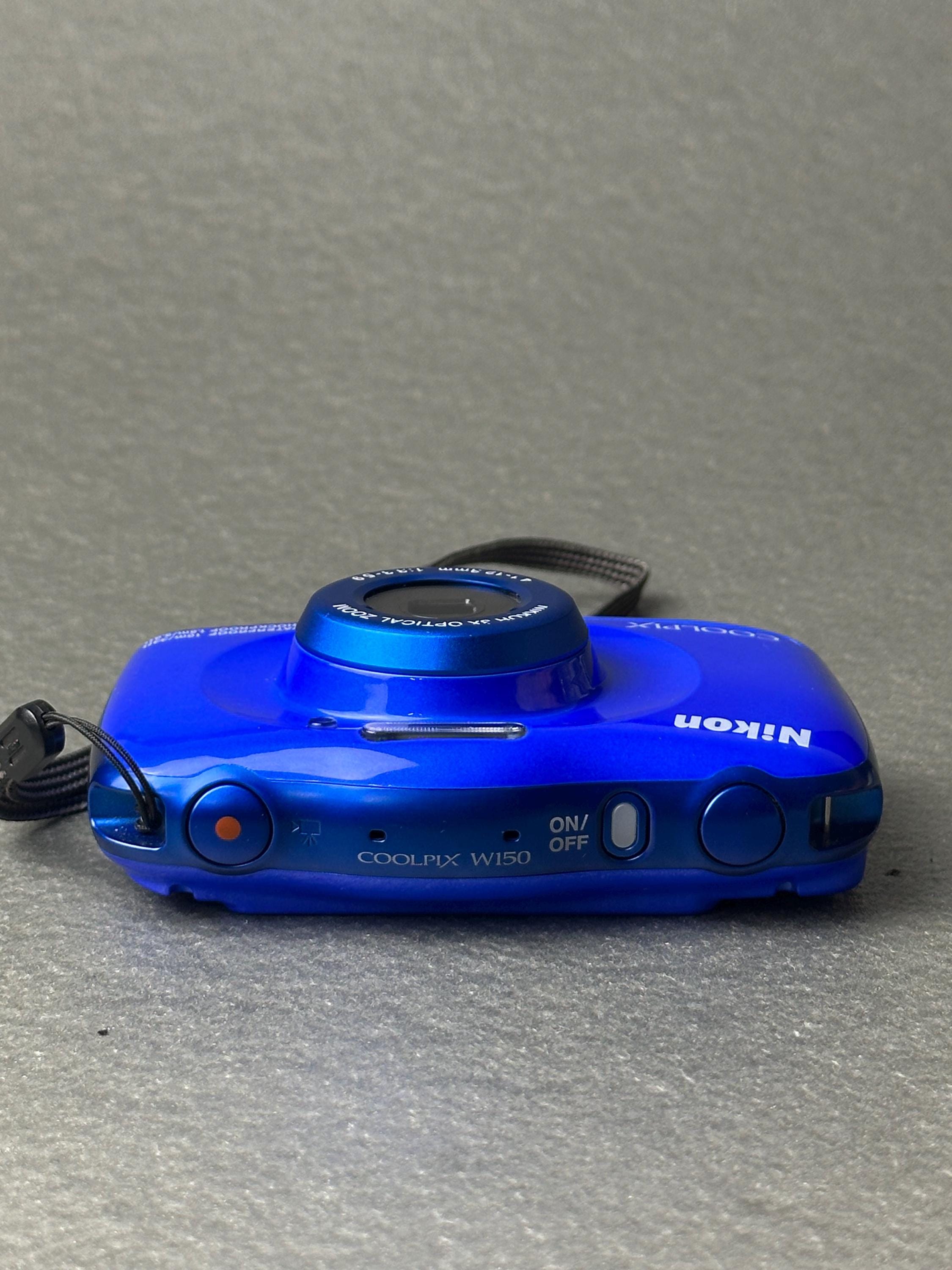 Blue Nikon Coolpix W150 Waterproof Digital Camera Tested Working