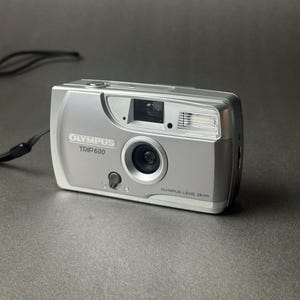 Getestet: Olympus Trip 600 35-mm-Filmkamera, kompakte Olympus-Retro-Kamera (Point-and-Shoot).