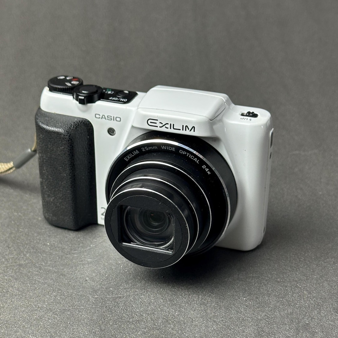 Casio Exilim EX-H50 Digital Camera 16MP 24x Zoom Compact Point and