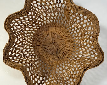 Vintage bloemvormige rieten mand Cottagecore boho boerderijdecor