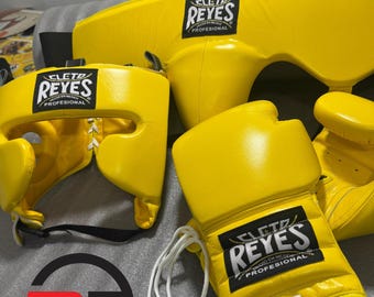 Cleto Reyes Yellow Boxing Set – Lace-Up Gloves, Headgear & Groin Protector – Professional Training Gear