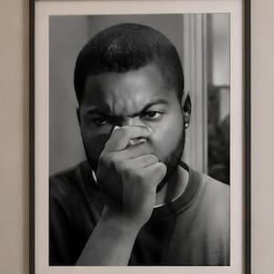 Konsttryck med roligt, illaluktande ansikte i badrummet, monokrom humordekor (digital nedladdning)