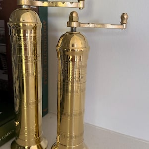 Alexander Home Salt and Pepper Mill Set
