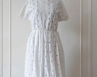 Vintage White Eyelet Dress – 1950s Style Cotton Midi with Scalloped Hem | Summer Picnic Dress | Cottage-core Bridal Shower Outfit/ Medium