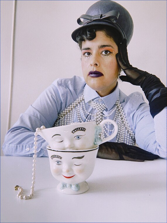 Vintage 60s Blue Straw Pillbox Hat: MOD GOGO Bow Statement  display picture 3