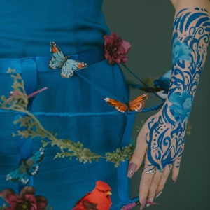 Escultura de falda con jaula de pájaros victoriana, cinturón de jaula floral de alta costura, accesorio nupcial de vanguardia imagen 2