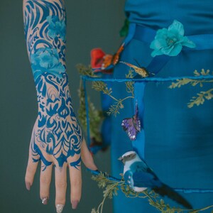 Escultura de falda con jaula de pájaros victoriana, cinturón de jaula floral de alta costura, accesorio nupcial de vanguardia imagen 3