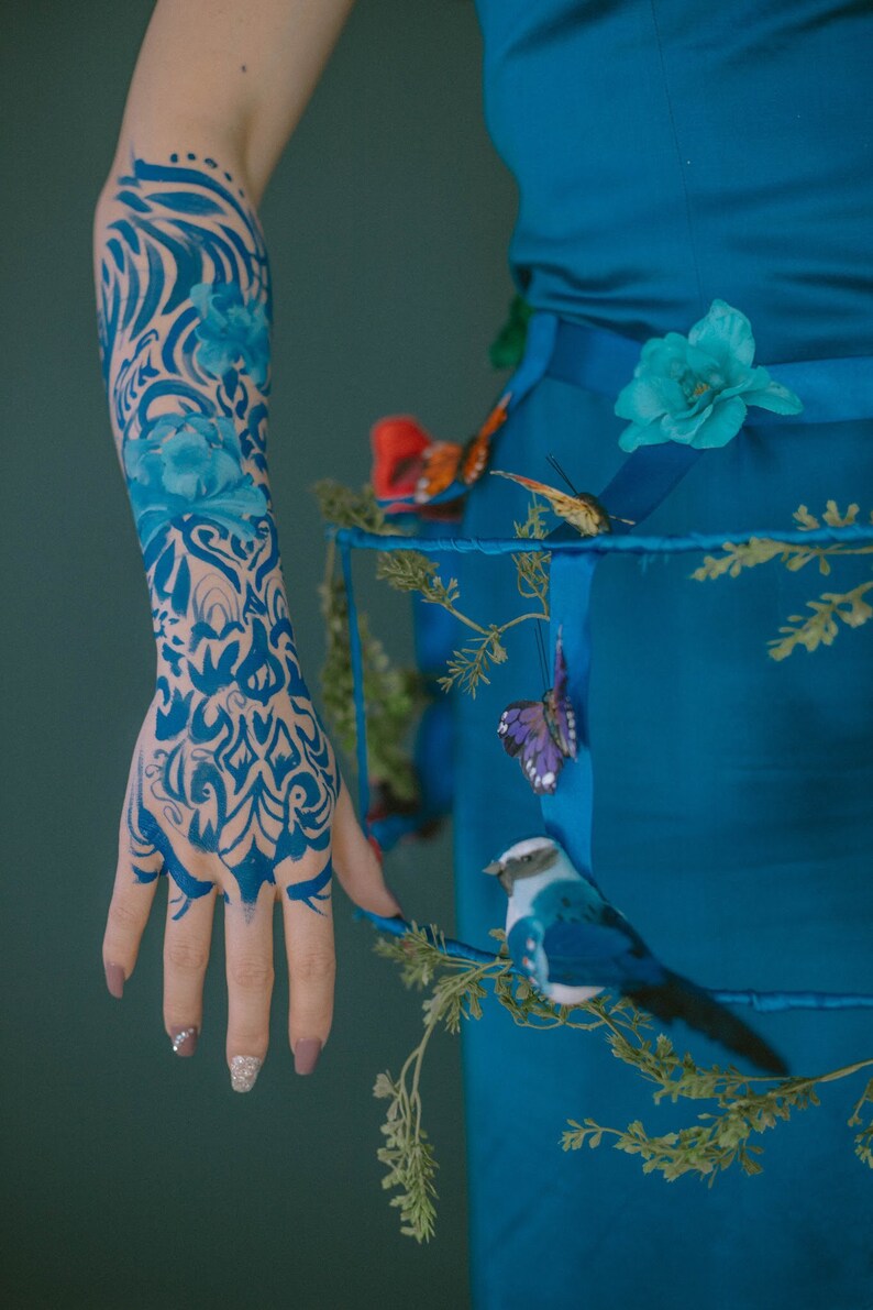 Escultura de falda con jaula de pájaros victoriana, cinturón de jaula floral de alta costura, accesorio nupcial de vanguardia imagen 3