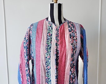 Jaqueta vintage de patchwork floral dos anos 70 | Casaco listrado acolchoado estilo boho cottage | Médio