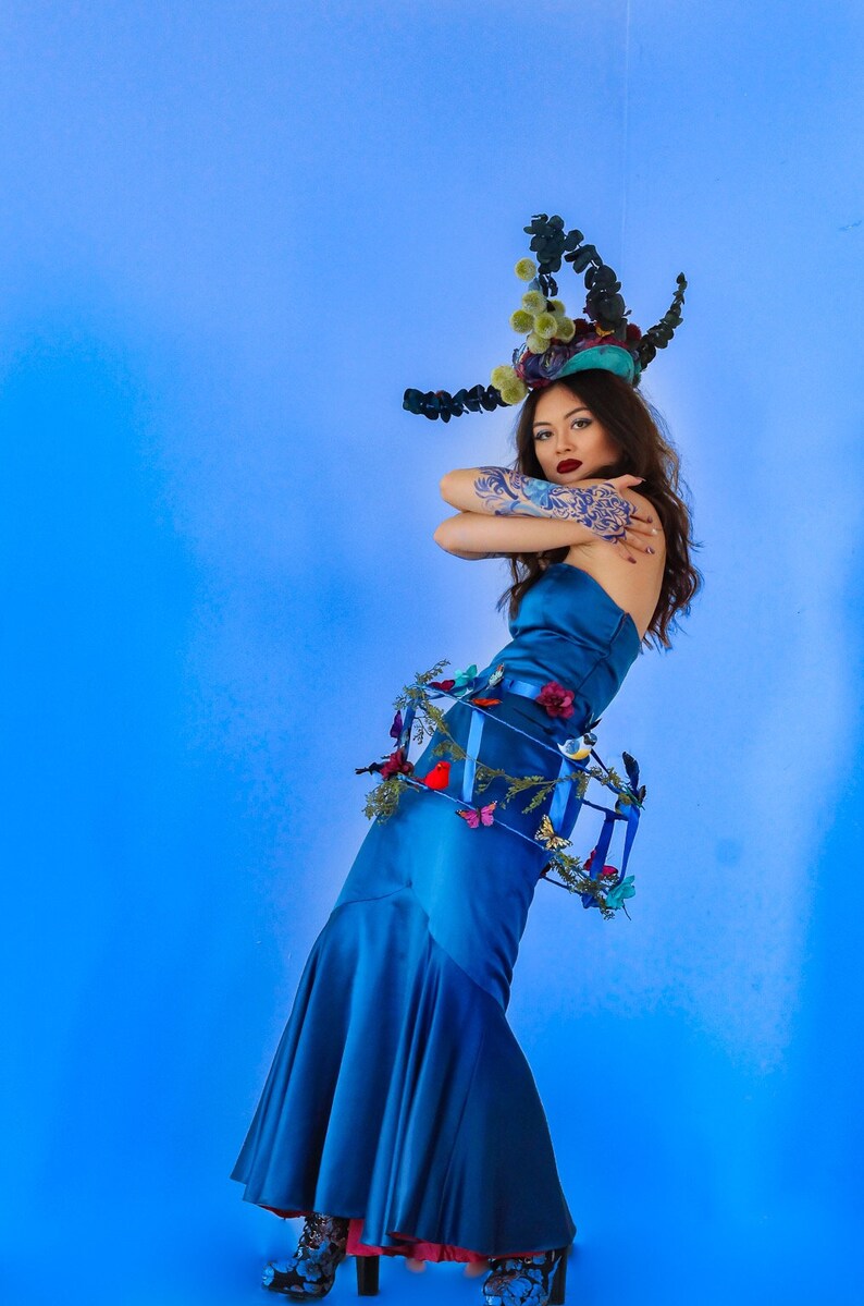 Escultura de falda con jaula de pájaros victoriana, cinturón de jaula floral de alta costura, accesorio nupcial de vanguardia imagen 8