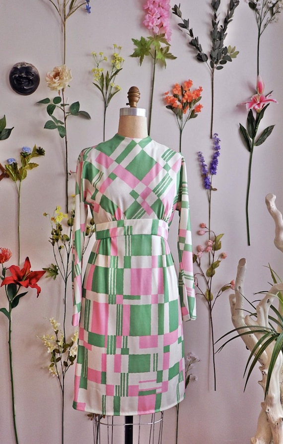 Vintage 60s Mod Gogo Leslie Fay Dress/ Pink Green… - image 2