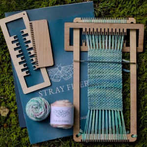 Weaving Craft Kit, Wanderer Handheld Twill Loom Kit, DIY Gift for Adults, Hand-Dyed Yarn