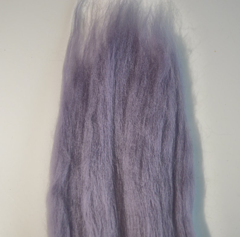 4 oz Ready to ship Gray Fog Color Wool Combed Top 2 oz Extra Fine Merino Wool Roving 19mc