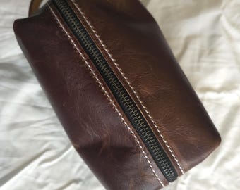 Small Leather Dopp Kit