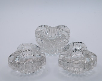 Juego de 3 portavelas de cristal vintage con forma de corazón, transparentes, románticos, ideales para decoración, bodas o San Valentín.