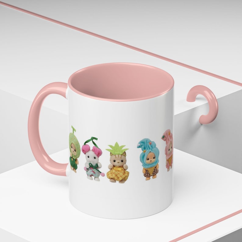 Calico Critters Sylvanian Families Ceramic Mug, Pastel Food Dress Up Characters imagem 1