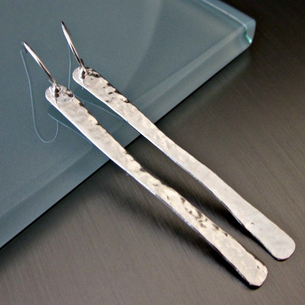 Barra de plata esterlina largas martillado aretes - Simple - Chic - minimalista