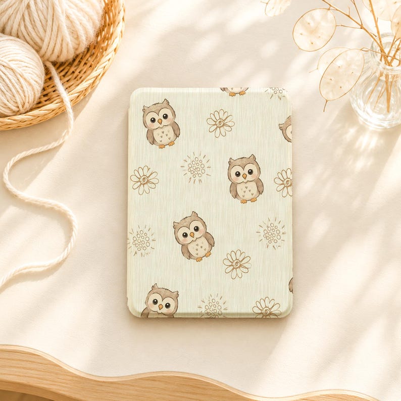 Cream Cute Owl Doodles E Reader Case, Personalized Cover Gift ...