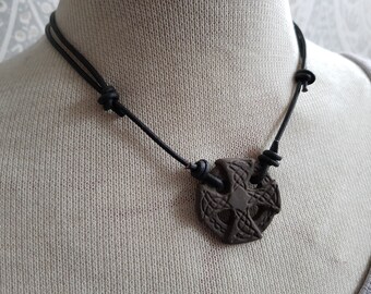 Black leather necklace with Celtic Cross in stoneware clay - Celtic leather necklace -  Nordic necklace - Adjustable necklace