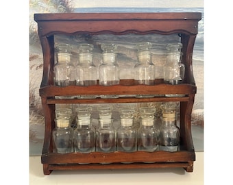 Estante para especias de madera vintage de 2 niveles para montaje en pared con 11 frascos de vidrio de boticario (Japón)