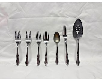 Oneida Montclair Floral Tip Stainless Flatware Mixed Lot of 7 Forks Spoons Used