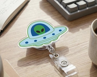 Alien Badge Reel Retractable Funny - UFO Spaceship Alien ID Holder - Space Lover Gift - Sci Fi Nurse Office Coworker Badge Clip Acrylic