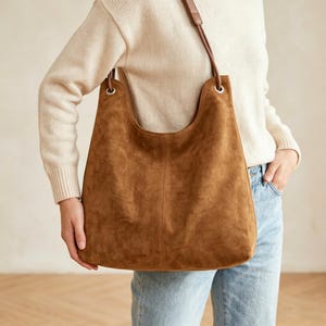 Borsa a tracolla da donna in morbida ecopelle vegana e tessuto scamosciato, borsa a mano ampia e morbida in microsuede, ideale per lavoro, viaggi e uso quotidiano.