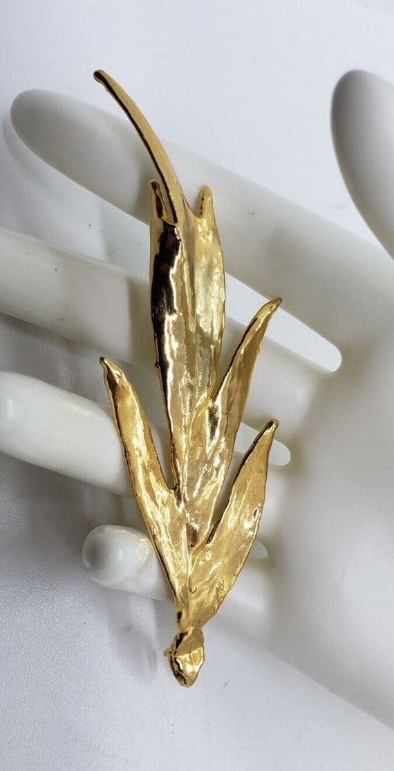 Vintage Genuine Leaf 12 Kt Gold Dipped Pendant Lo… - image 1
