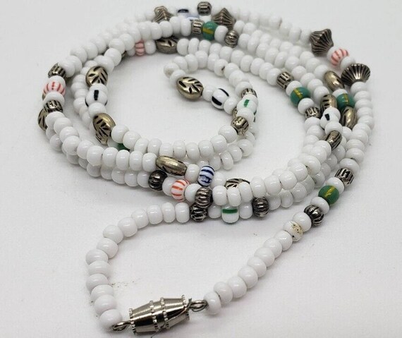 African Trade Bead Glass Vintage Necklace White M… - image 4