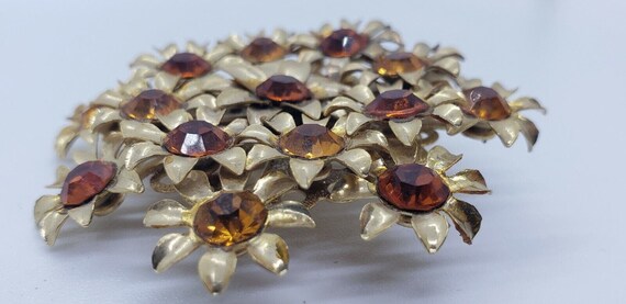 Vintage Gold Brooch Earrings Set Red Rhinestone M… - image 3