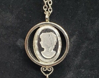 Vintage Clear Glass Cameo Intaglio Reverse Carved pendant double necklace Tassle