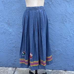 70s Embroidered Western Skirt by John Henry Size 4 pleated midi