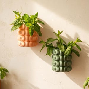 Bubble Round Wall Planter, Ribbed Stacked Hanging Pot, Modern Indoor Garden Vase