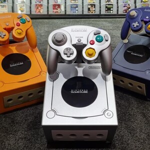 Supporto da esposizione per Nintendo GameCube