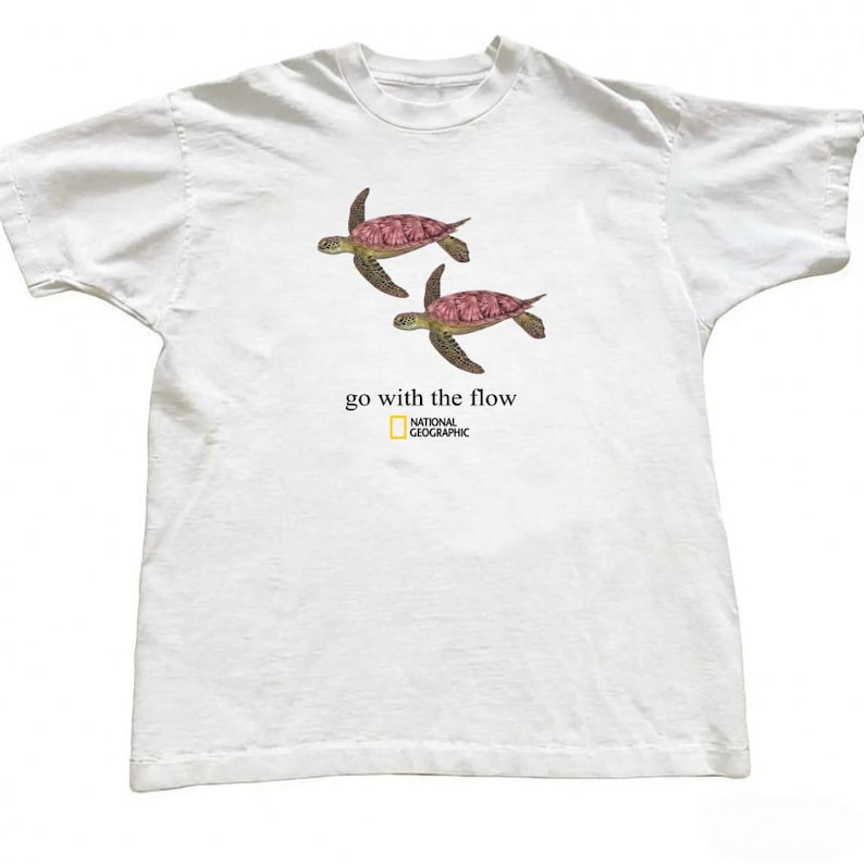 Sea Turtle Graphic Tee, Go With The Flow National Geographic Shirt immagine 3
