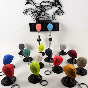 Pode incluir: Uma placa de madeira r&uacute;stica com a palavra "Welcome" em branco, com um efeito ligeiramente desgastado. De forma retangular, &eacute; para decora&ccedil;&atilde;o de casa.