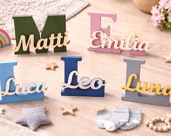 Personalisierte Namensschilder zum Hinstellen – Kinderzimmer Deko mit Wunschname - Geschenk zur Geburt / Taufe