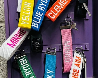 1 1/4" personalisierter/individueller bestickter Schlüsselanhänger, bestickter Namens-Schlüsselanhänger, Handgelenk-Lanyard, Schlüsselhalter