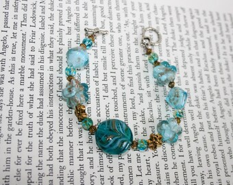 Blue Glass Bead Bracelet - Flowers and Swirls