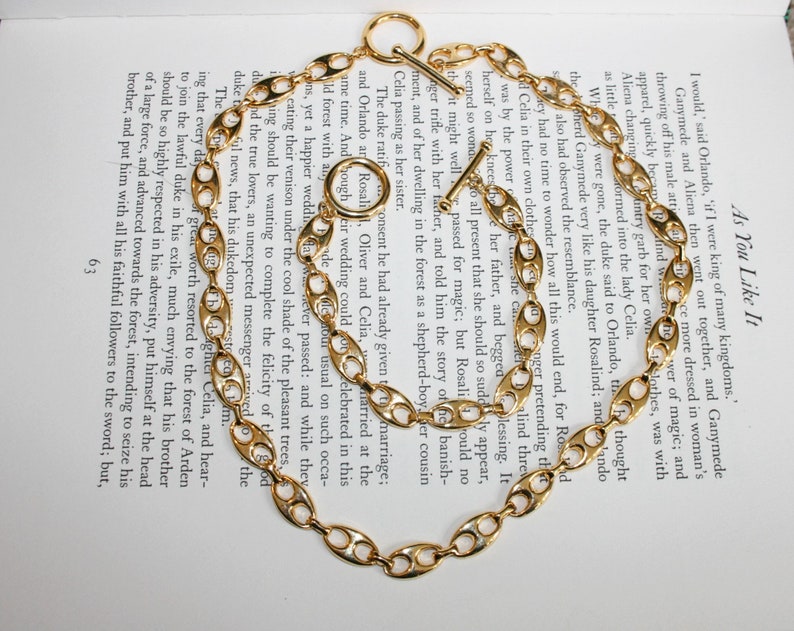 Matching Set Chunky Gold Tone Necklace and Bracelet image 1